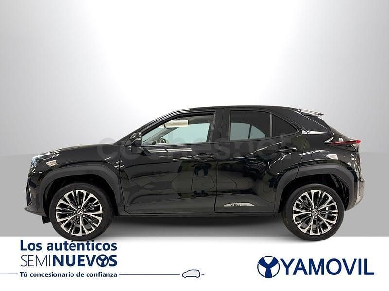 Usado Toyota Yaris Cross Style 116 CV (85 kW) 2022 Negro SUV