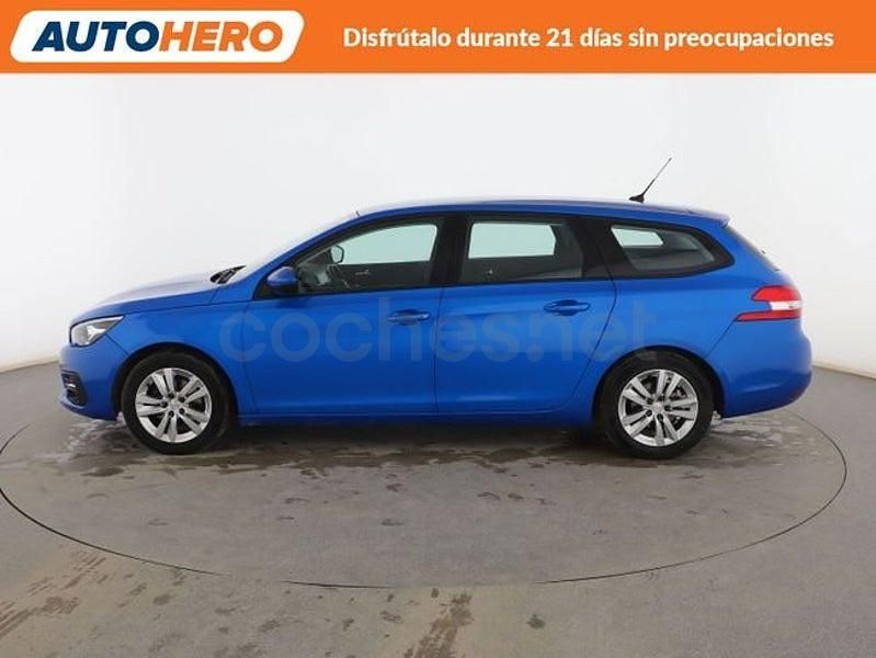 Usado Peugeot 308 SW Active 110 CV (80 kW) 2020 Azul Familiar