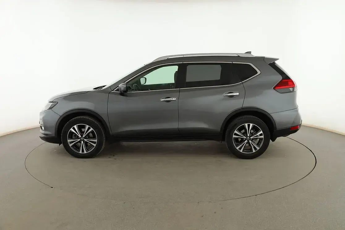 Usado Nissan X-Trail N-Connecta 177 CV (130 kW) 2018 Gris SUV