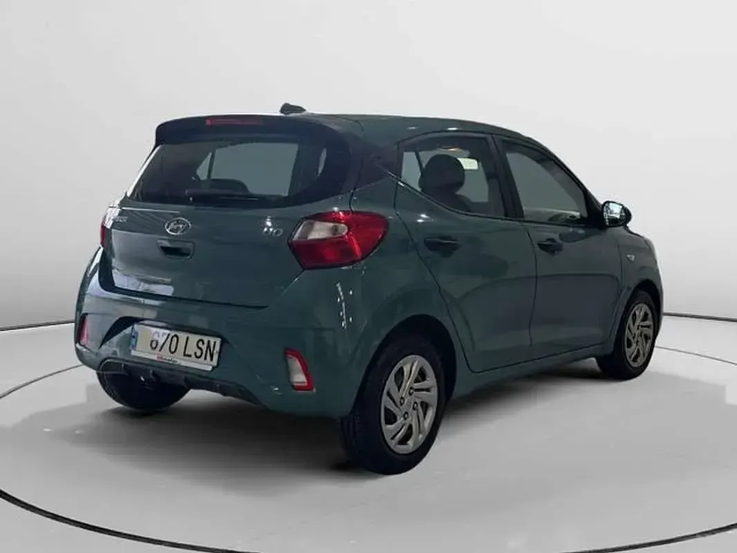 Usado Hyundai i10 67 CV (49 kW) 2021 Verde Utilitario