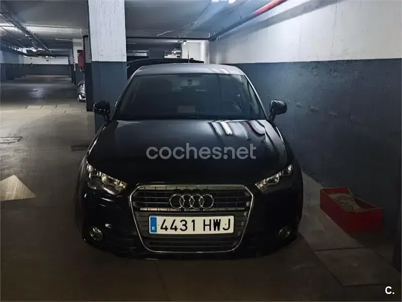 Usado Audi A1 Sportback 86 CV (63 kW) 2014 Negro Utilitario
