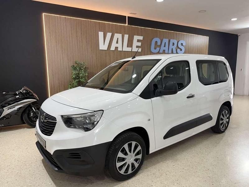 Usado Opel Combo Life Edition 102 CV (75 kW) 2021 Blanco Monovolumen