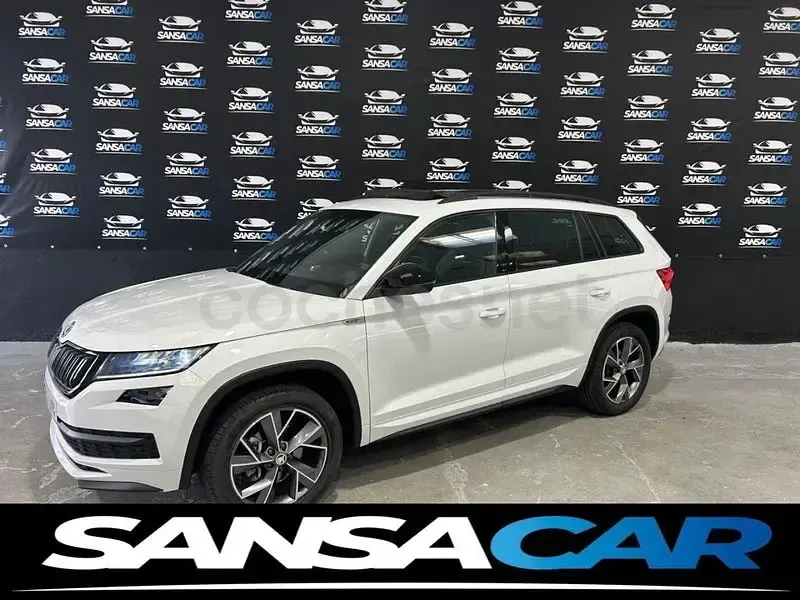 Usado Skoda Kodiaq SportLine 150 CV (110 kW) 2021 Blanco SUV