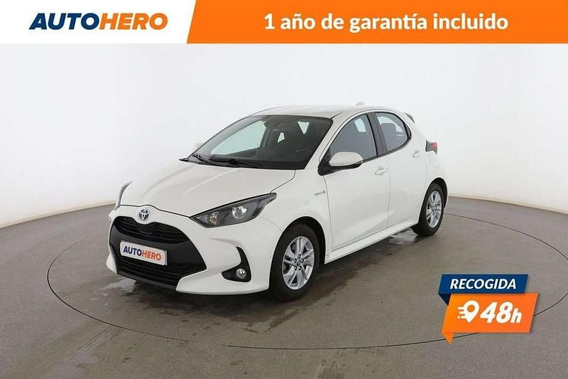 Blanco Usado 2021 Toyota Yaris Hybrid Active Berlina | 16.666 € (Precio justo) - Imagen 1/3