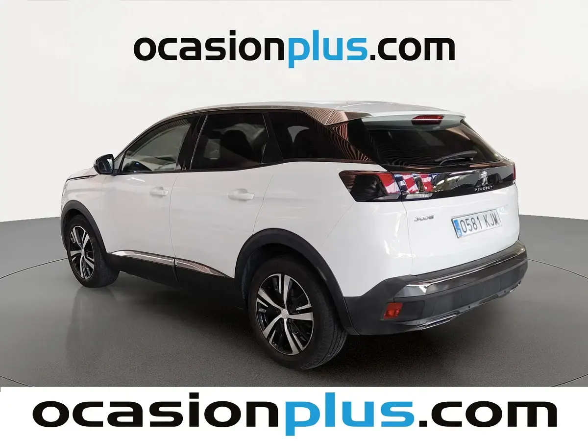 Usado Peugeot 3008 Allure 130 CV (95 kW) 2018 Blanco SUV