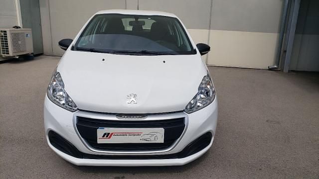 Usado Peugeot 208 Access 75 CV (55 kW) 2017 Blanco Utilitario