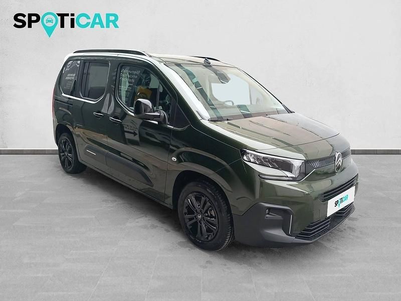 Nuevo Citroën Berlingo 100 CV (73 kW) 2025 Verde Monovolumen