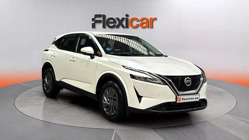 Usado Nissan Qashqai Acenta 158 CV (116 kW) 2021 Blanco SUV