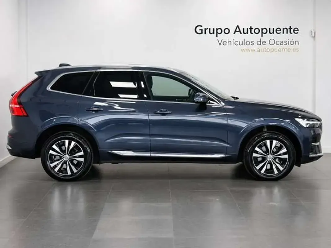 Usado Volvo XC60 Inscription 351 CV (258 kW) 2022 Azul SUV