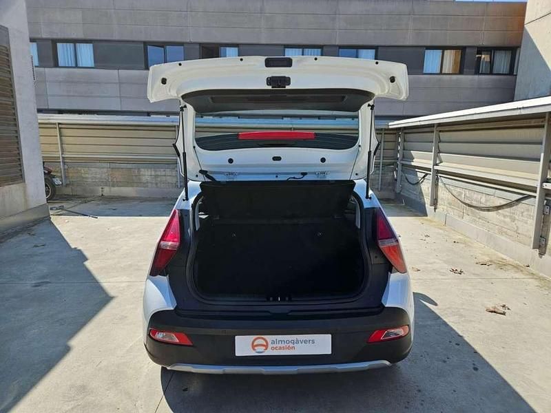 Usado Hyundai Bayon 84 CV (61 kW) 2023 Blanco SUV