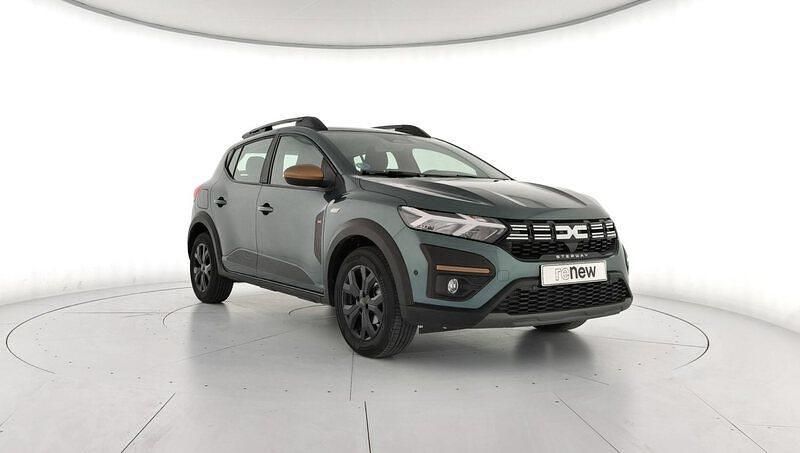 Usado Dacia Sandero Extreme 100 CV (73 kW) 2025 Verde Berlina