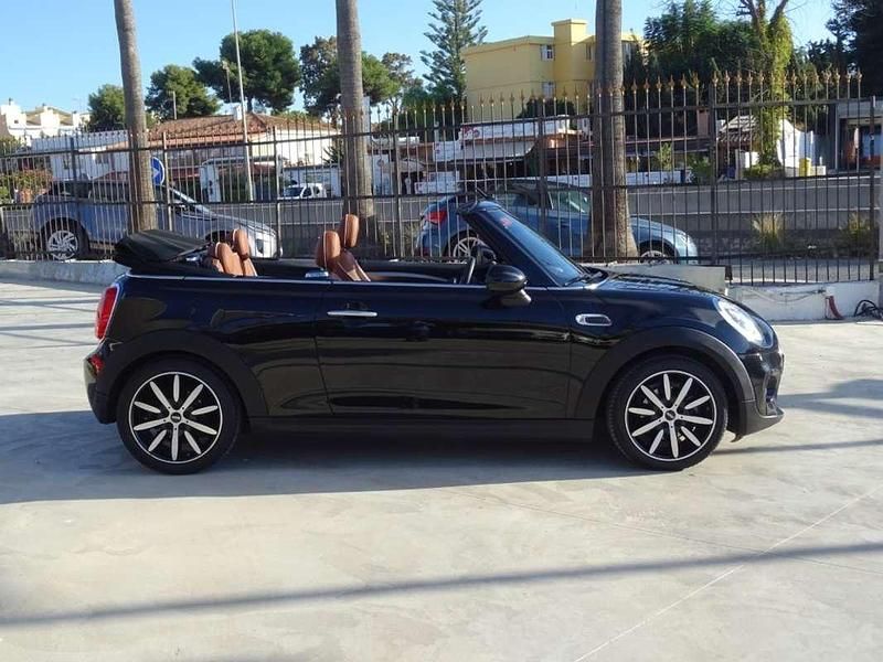 Usado Mini Cooper Cabriolet 136 CV (100 kW) 2016 Verde Descapotable