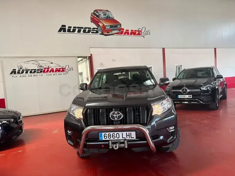 Usado Toyota Land Cruiser 204 CV (150 kW) 2020 Gris / plata SUV