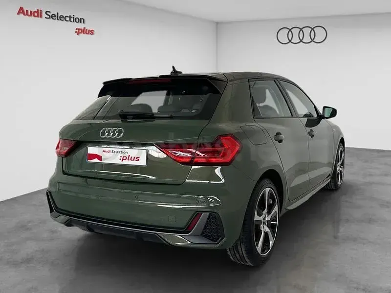 Usado Audi A1 Sportback 150 CV (110 kW) 2025 Verde Utilitario