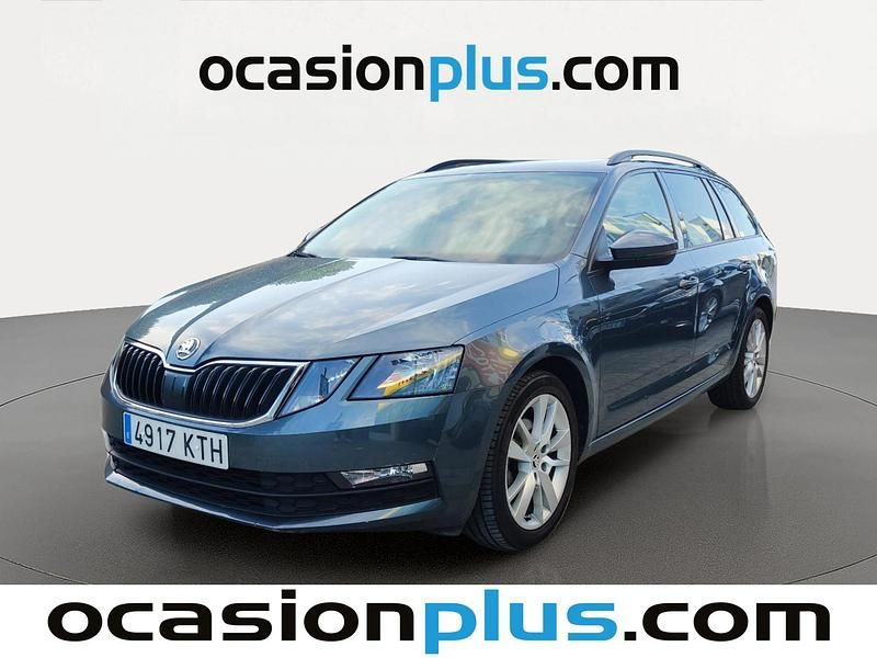 Gris Usado 2019 Skoda Octavia Familiar | 16.546 € (Precio justo) - Imagen 1/4