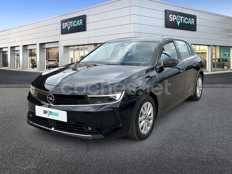 Negro Usado 2023 Opel Astra Edition Berlina | 17.695 € (Precio justo) - Imagen 1/4