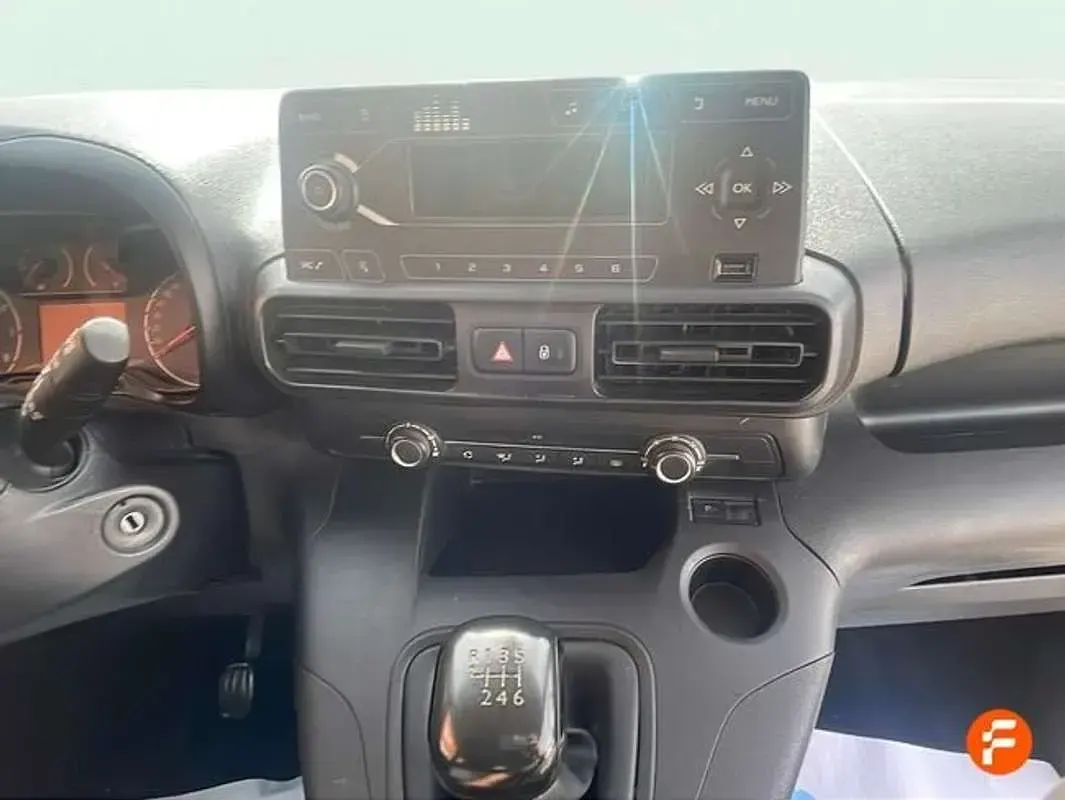 Usado Opel Combo Life Edition 102 CV (75 kW) 2021 Blanco Monovolumen