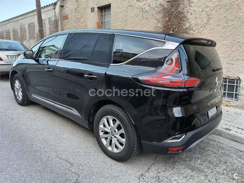 Usado Renault Espace Intens 130 CV (95 kW) 2018 Negro Monovolumen