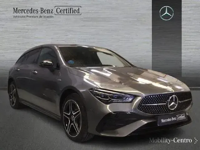 Usado Mercedes CLA250e 218 CV (160 kW) 2026 Gris montaña Coupe