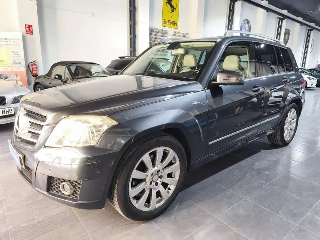 Usado Mercedes GLK220 Edition 170 CV (125 kW) 2012 Gris / plata SUV