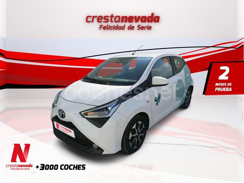 Blanco Usado 2025 Toyota Aygo X-play Utilitario | 12.990 € (Precio justo) - Imagen 1/3