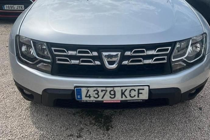 Usado 2017 Dacia Duster Ambiance SUV | 6400 € - Imagen 1/4