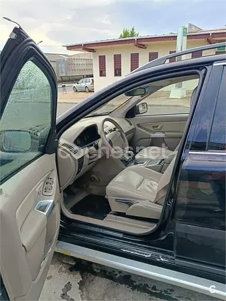 Usado Volvo XC90 Momentum 163 CV (119 kW) 2005 Negro SUV
