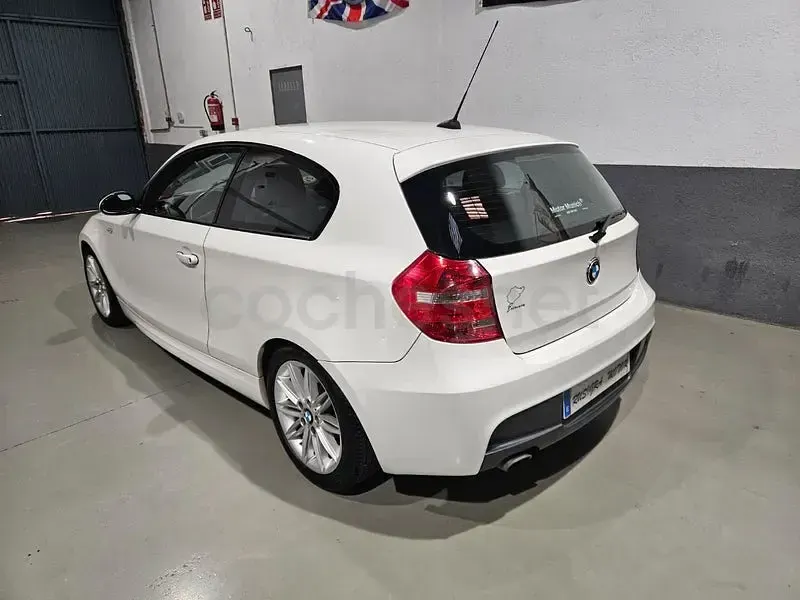 Usado BMW 118 143 CV (105 kW) 2009 Blanco Utilitario