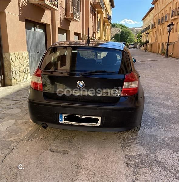 Usado BMW 116 115 CV (84 kW) 2005 Negro Utilitario