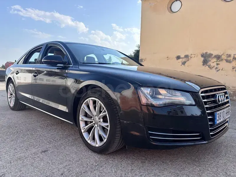 Usado Audi A8 250 CV (183 kW) 2011 Negro Berlina