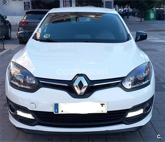 Usado Renault Mégane LIMITED 110 CV (80 kW) 2015 Blanco Berlina