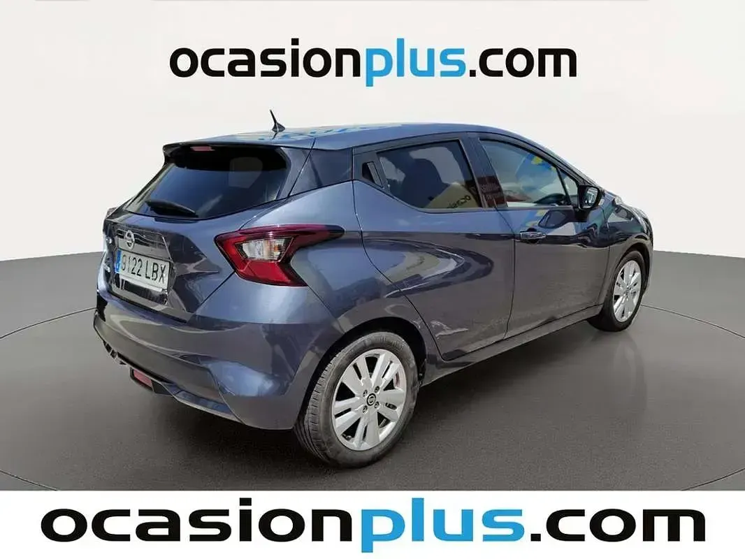 Usado Nissan Micra Acenta 101 CV (74 kW) 2019 Gris Utilitario