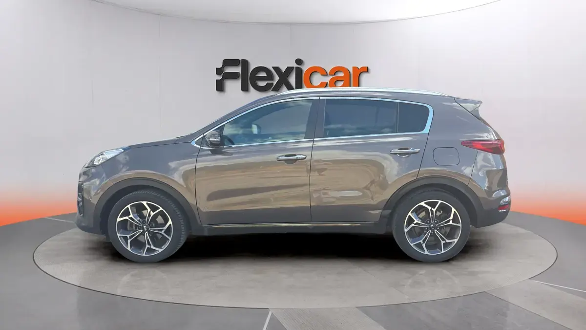 Usado Kia Sportage GT-Line 177 CV (130 kW) 2020 Marrón SUV