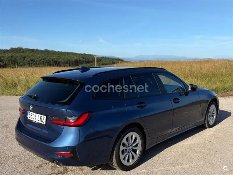 Usado BMW 320 190 CV (139 kW) 2021 Azul Familiar