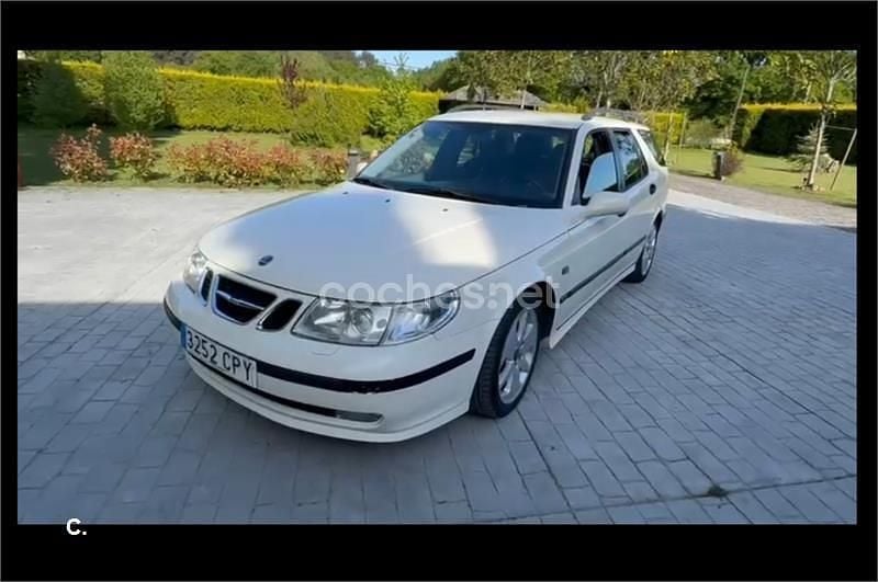 Usado Saab 9-5 Vector 120 CV (88 kW) 2003 Beige Familiar