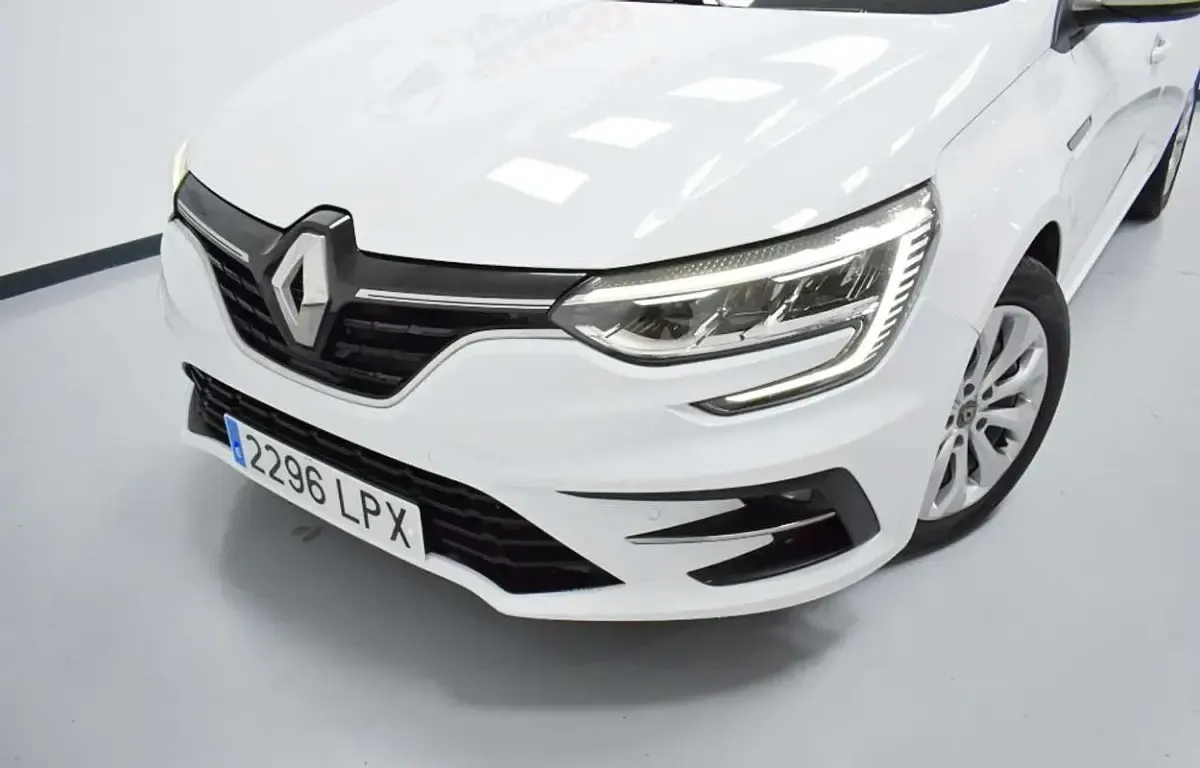 Usado Renault Mégane IV Life 116 CV (85 kW) 2021 Blanco Utilitario