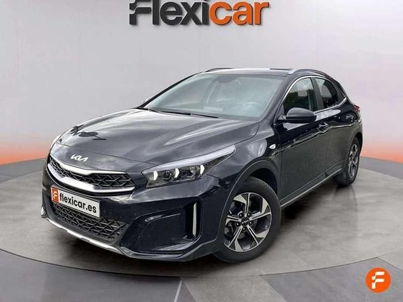 Usado Kia XCeed 120 CV (88 kW) 2023 Negro SUV