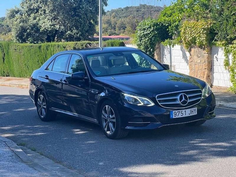 Azul Usado 2016 Mercedes E220 Avantgarde Berlina | 14.990 € (Buen precio) - Imagen 1/4
