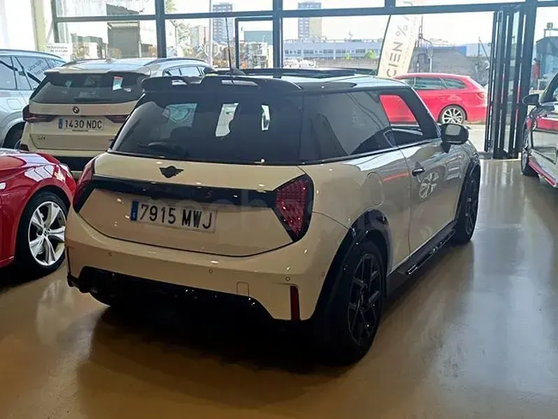 Usado Mini Cooper S 204 CV (150 kW) 2024 Blanco Utilitario