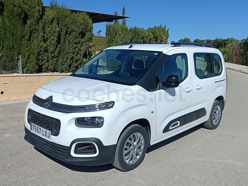 Usado Citroën Berlingo Business Class 102 CV (75 kW) 2022 Blanco Monovolumen