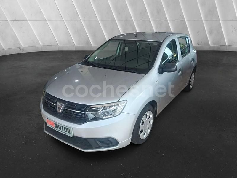 Gris / plata Usado 2019 Dacia Sandero Acces Berlina | 7995 € (Precio justo) - Imagen 1/4