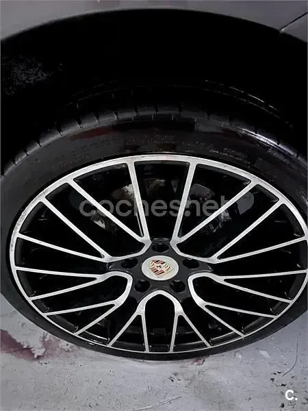 Usado Porsche Cayenne 240 CV (176 kW) 2009 Gris / plata SUV