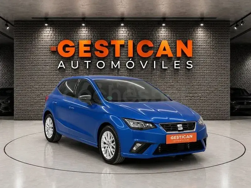 Usado Seat Ibiza FR 115 CV (84 kW) 2025 Azul Utilitario