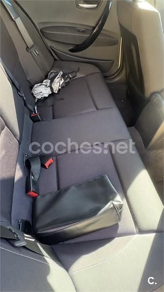 Usado BMW 120 150 CV (110 kW) 2006 Gris / plata Utilitario