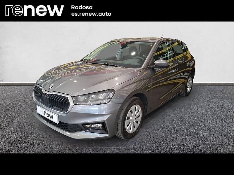 Gris Usado 2024 Skoda Fabia Essence Utilitario | 14.950 € (Precio justo) - Imagen 1/4