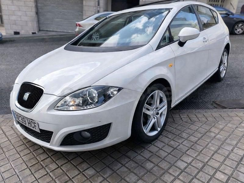 Usado Seat Leon Copa 105 CV (77 kW) 2011 Blanco Utilitario