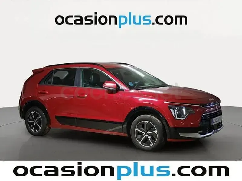 Usado Kia Niro 129 CV (94 kW) 2025 Rojo SUV