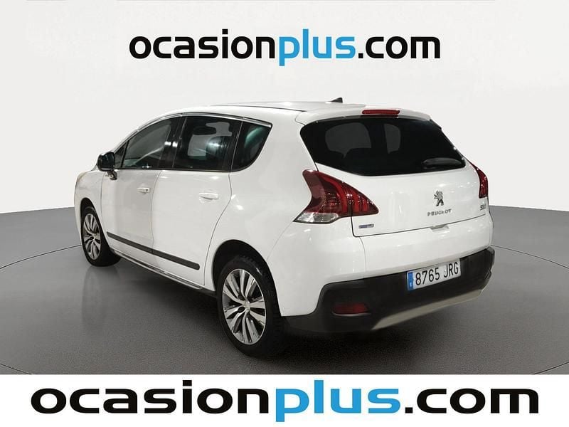 Usado Peugeot 3008 Style 131 CV (96 kW) 2016 Blanco SUV