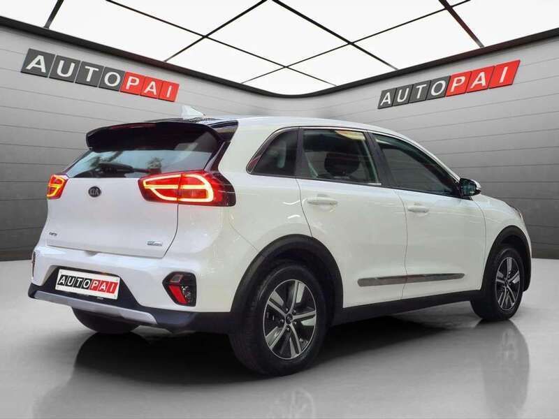 Usado Kia Niro 141 CV (103 kW) 2021 Blanco SUV