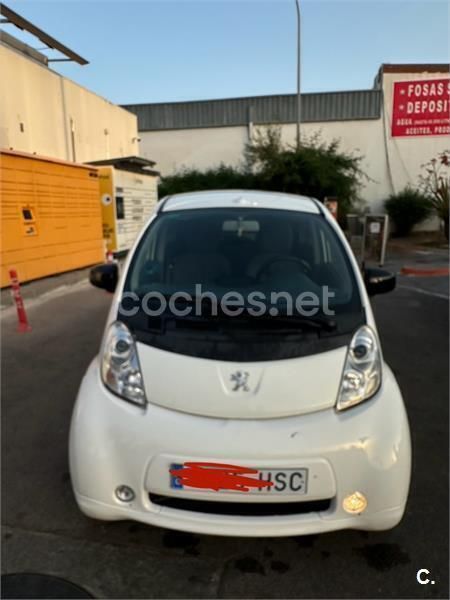 Eléctrico Usado 2013 Peugeot iON Utilitario | 5000 € - Imagen 1/4